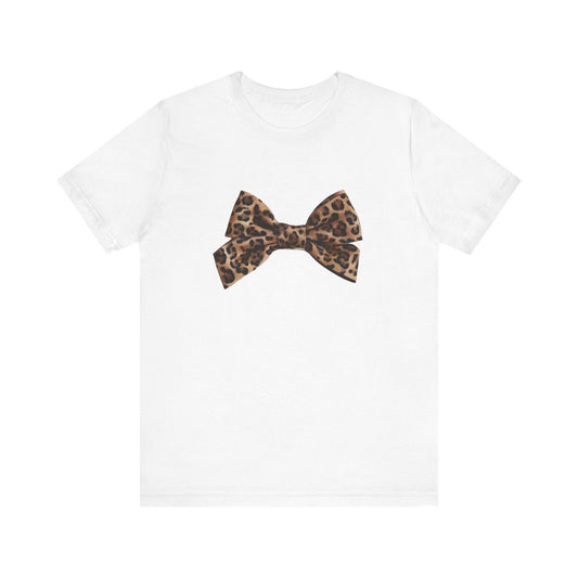 Leopard Chic Fiyonk Baskılı Kadın Tişört