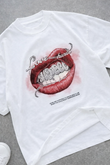 Love Yourself Grillz Dudak Baskılı Beyaz Tişört