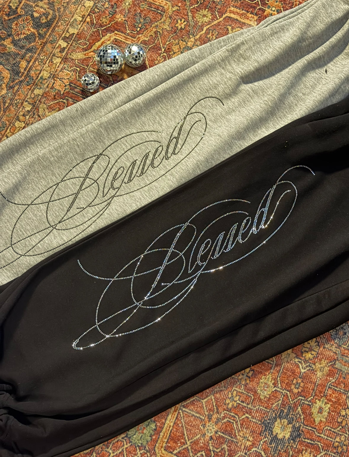 Blessed Script Taş Detaylı Eşofman Altı