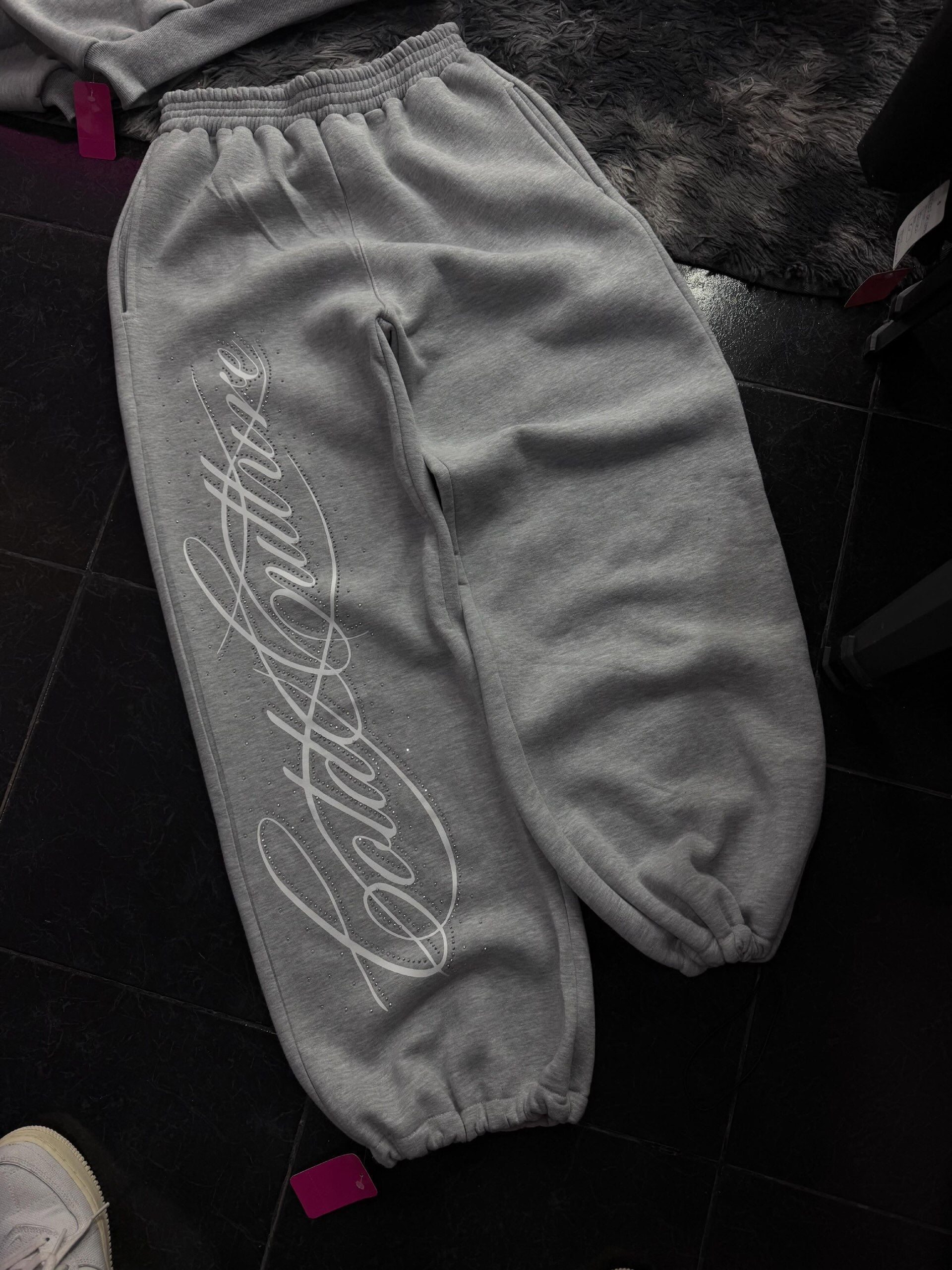 Confidence Detaylı Baggy Unisex Eşofman Takımı