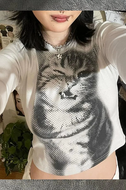 Beyaz Baby Cat Gotik Y2K Uzun Kollu Crop