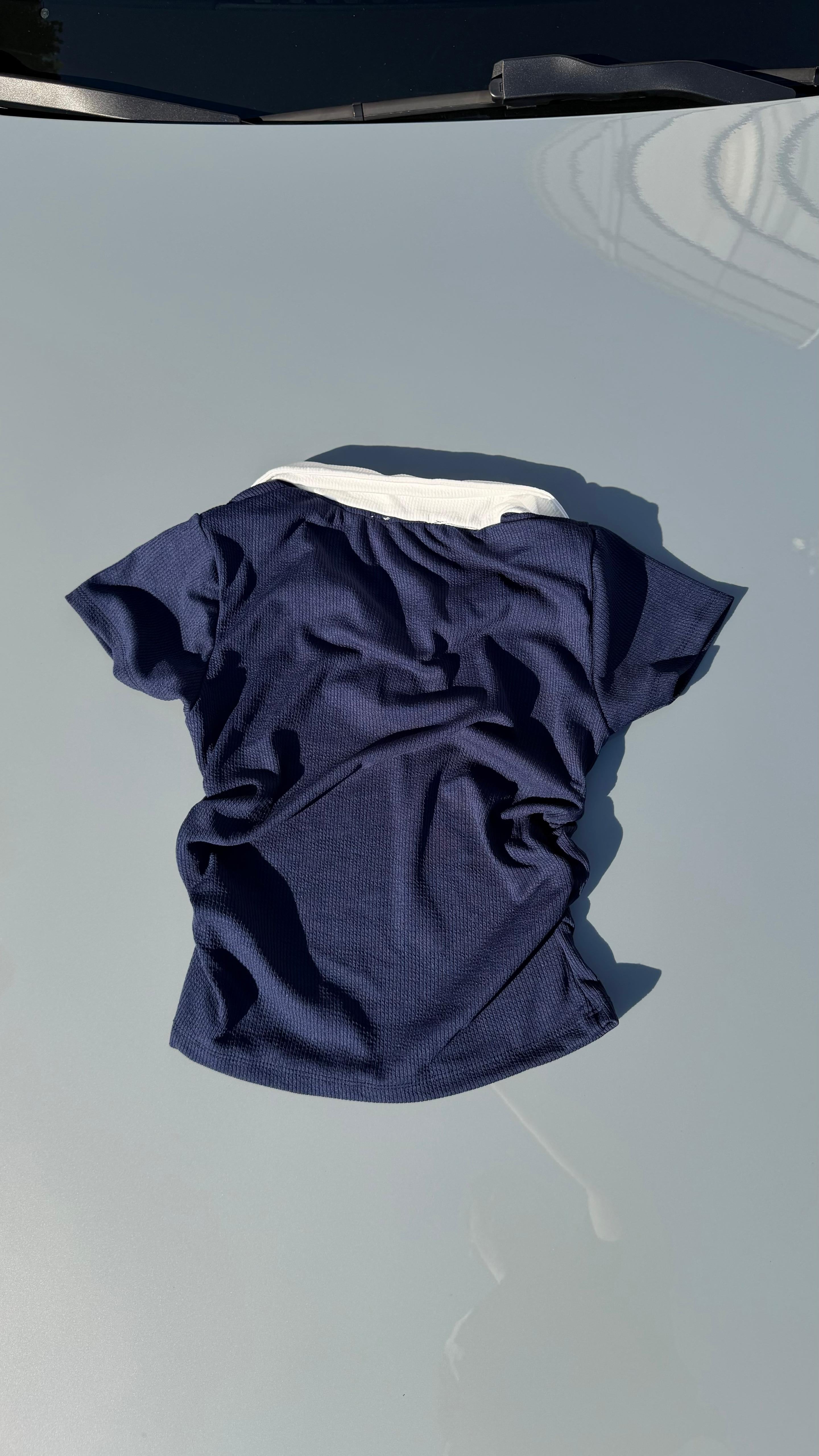 Lacivert Kadın Polo Yaka Nakış Detaylı Kaşkorse Slim Fit T-shirt