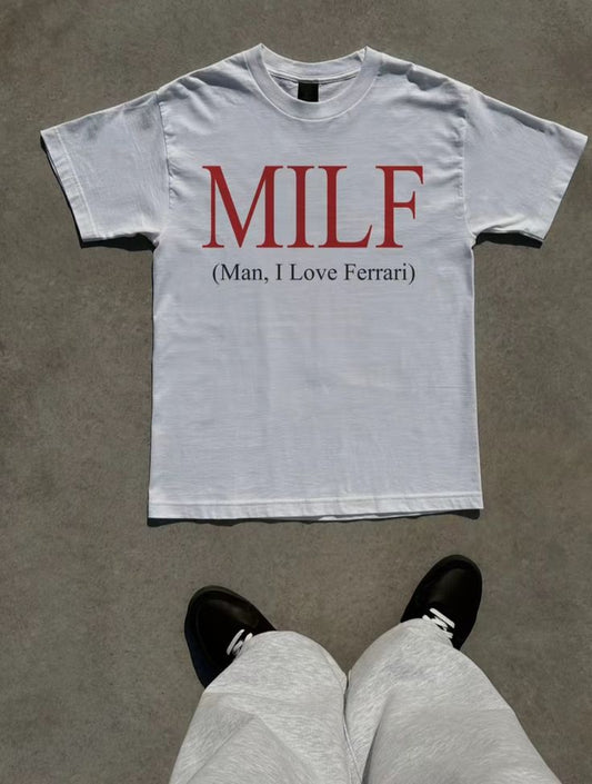 MILF Yazı Baskılı Beyaz Unisex Tişört