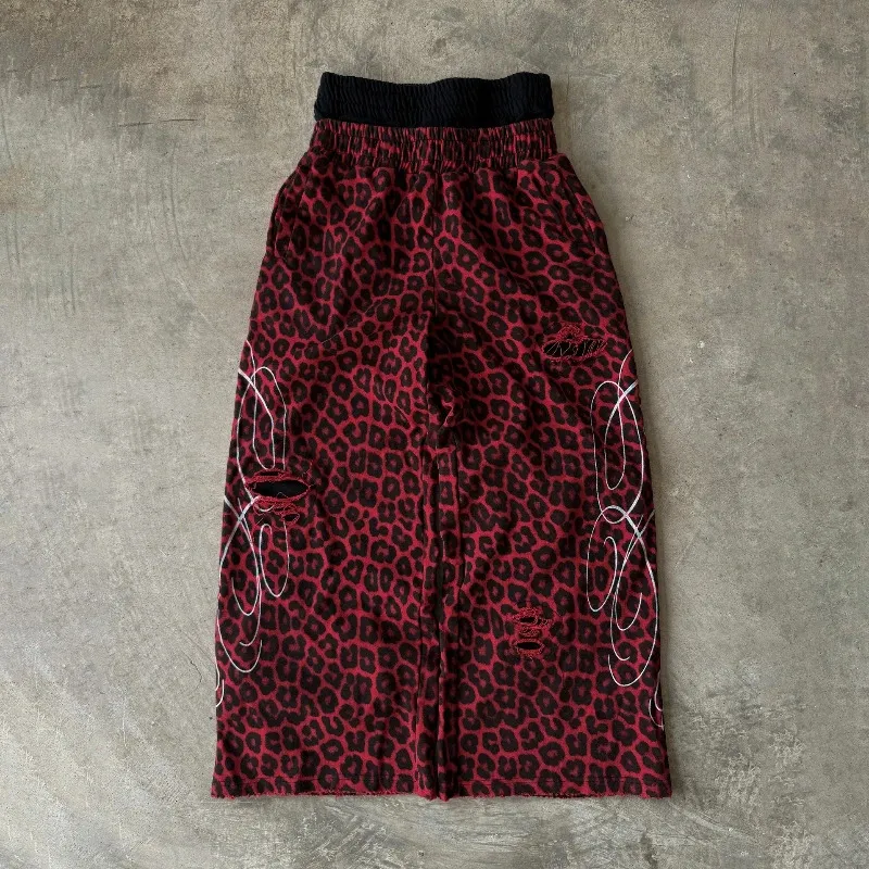 Leopar Desenli Yırtık Detaylı Baggy Eşofman Altı