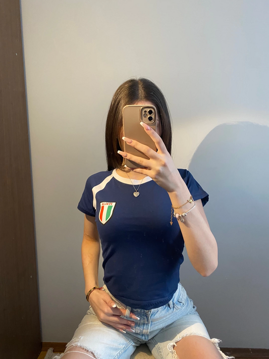 Italy Lacivert Crop