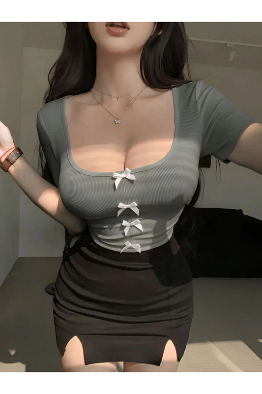 Gri Kurdeleli Kısa Kollu Crop Body